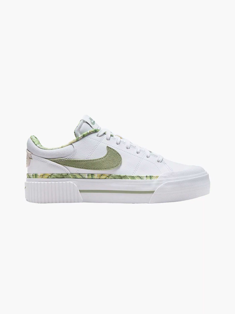 Nike White Court Legacy-Aufzug