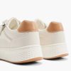 Easy Street Beiger Sneaker